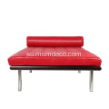 Beureum Barcelona Kulit Daybed Replica